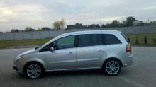Wypożyczalnia samochodów Radom, Opel Zafira 7 osób